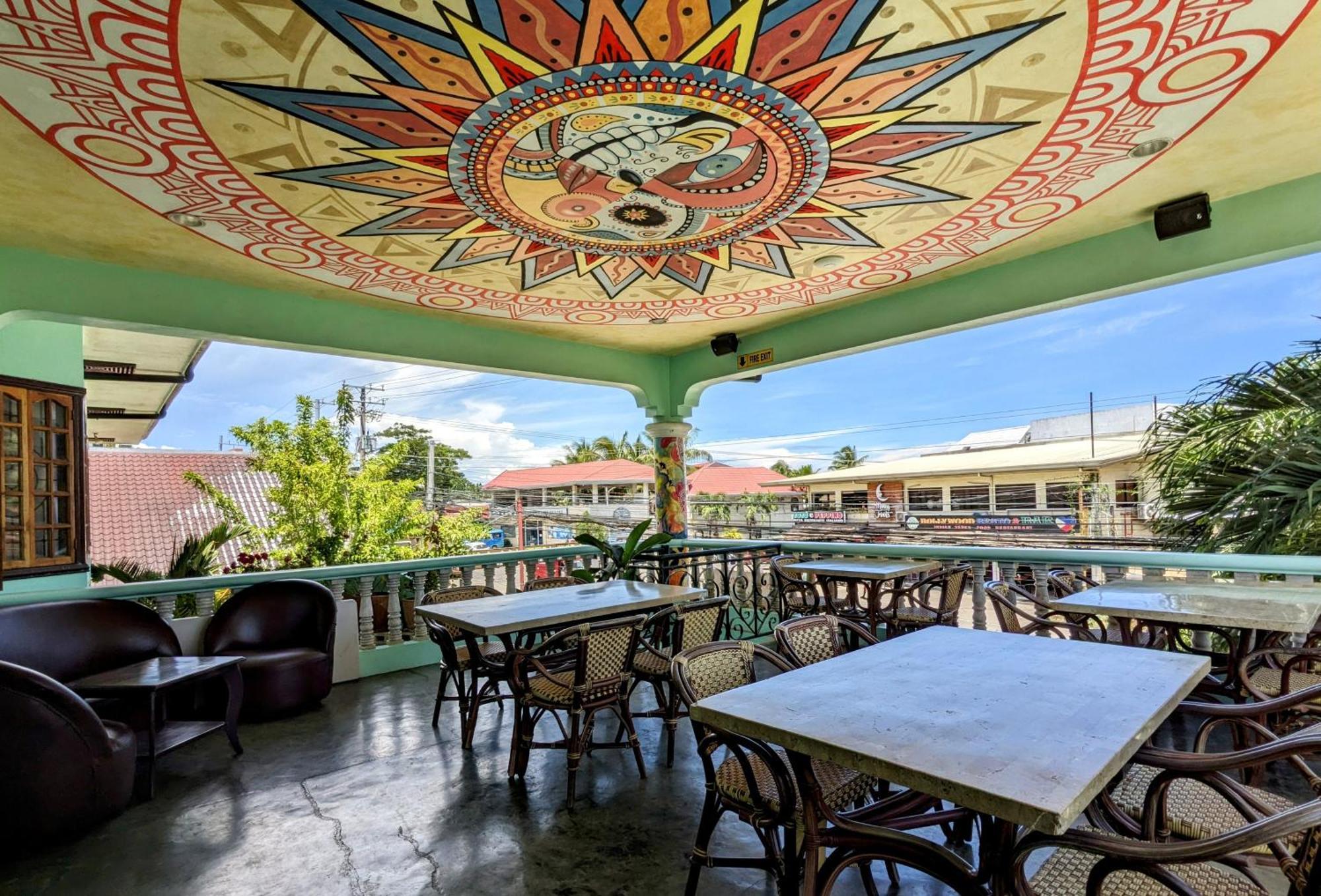 Citadel Alona Inn Panglao Exterior photo